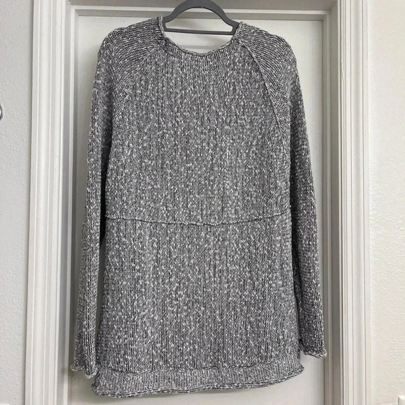 NEW Free People Bright Lights Oversized V-Neck Sweater in Obsidian Glass Sz M - Picture 6 of 7